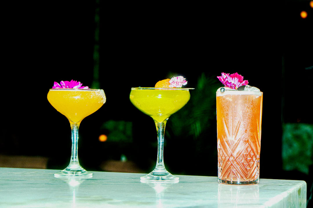 Elegant Home Bars for Stylish Entertaining Spaces