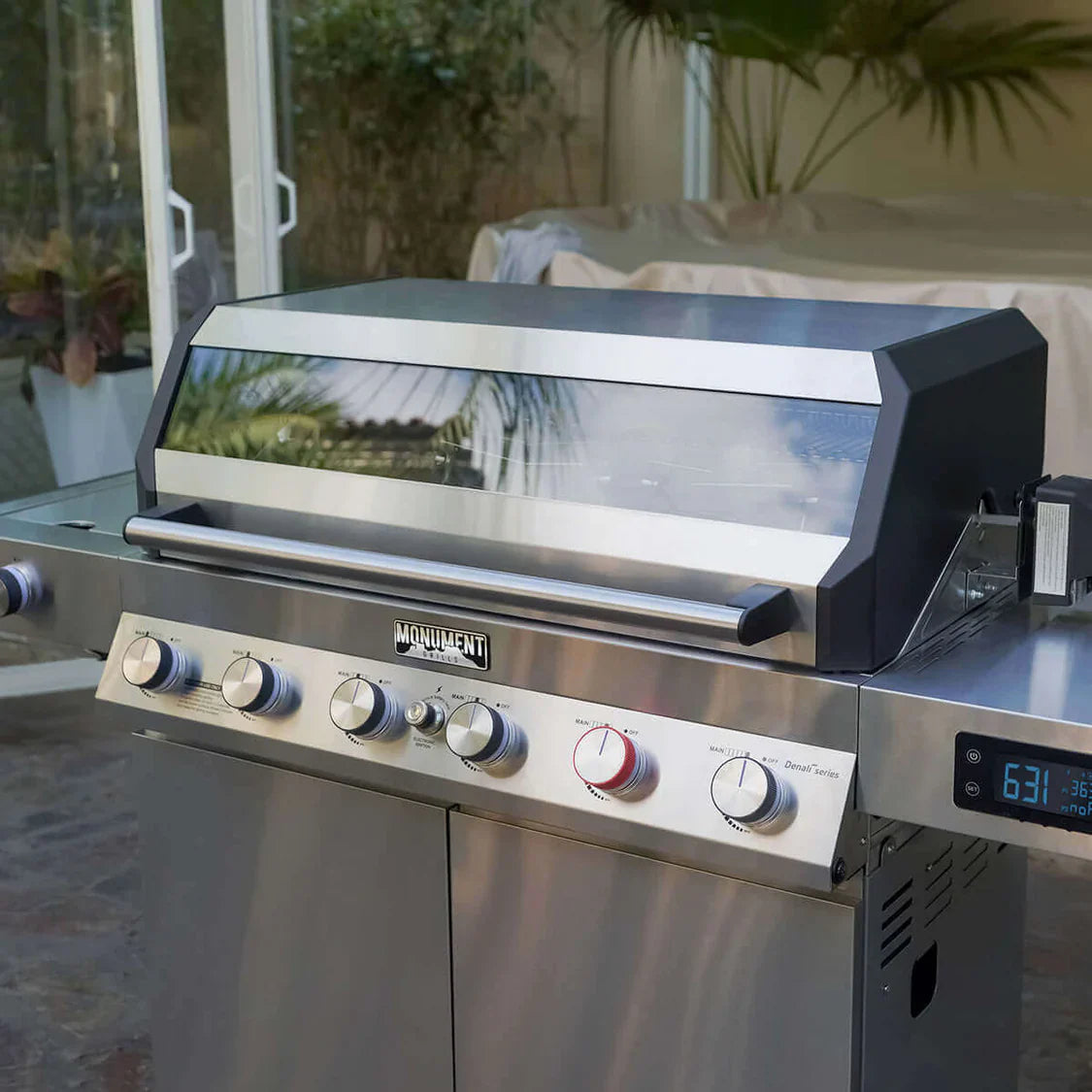 Monument Grills Denali 605Pro Smart Tech Propane Gas Grill in Stainless Steel with 6 Burners & Grill Cover
