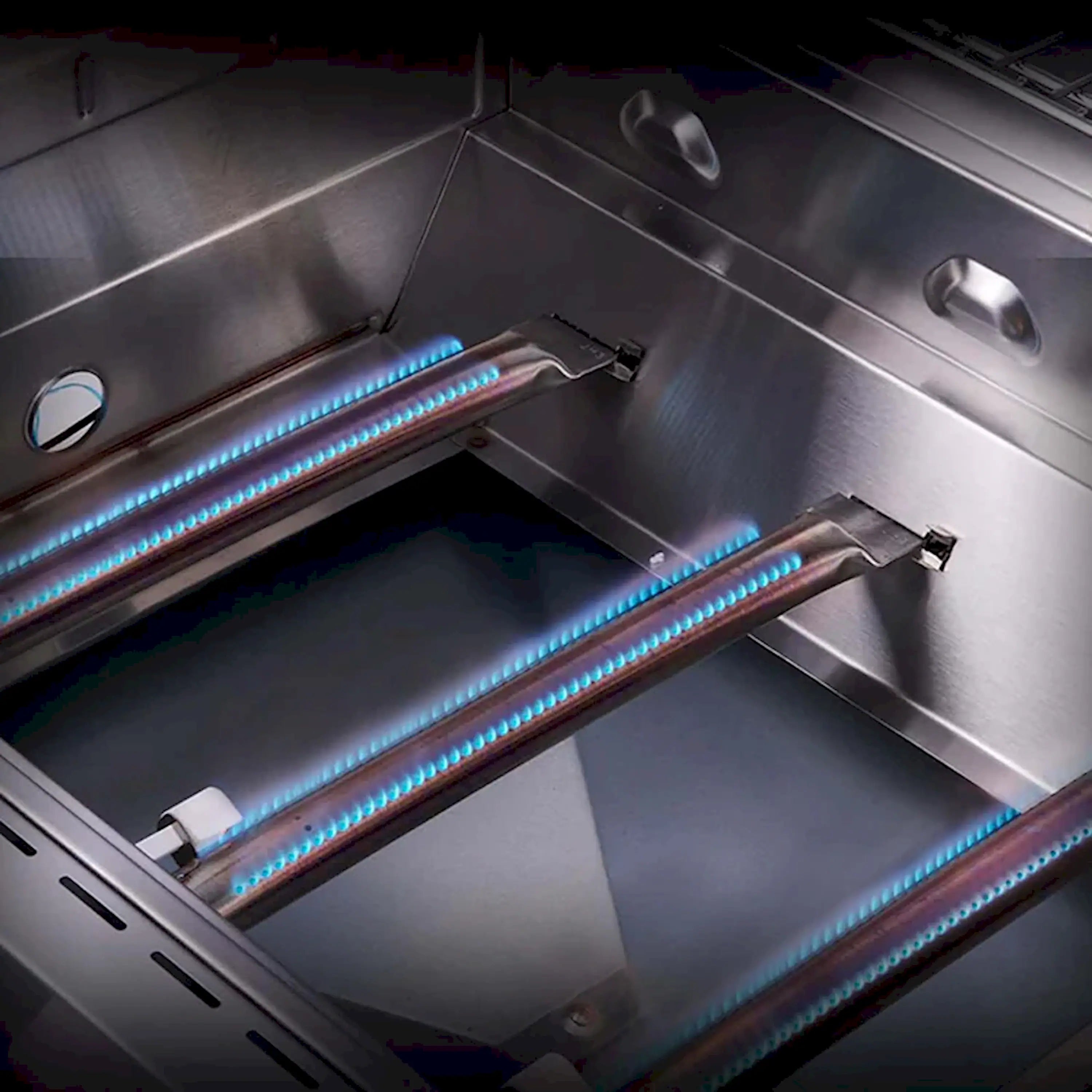 Monument Grills Classic 35633 Infrared Propane Gas Grill in Stainless Steel with 4 Burners