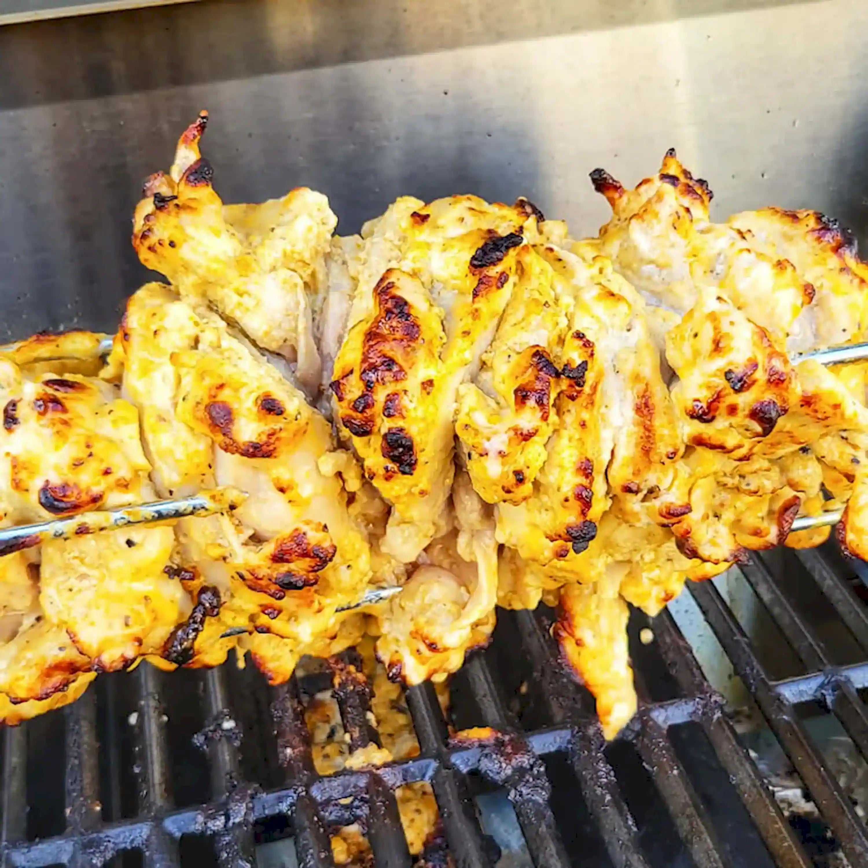 Monument Grills Classic 35633B Infrared Propane Gas Grill in Blue with 4 Burners