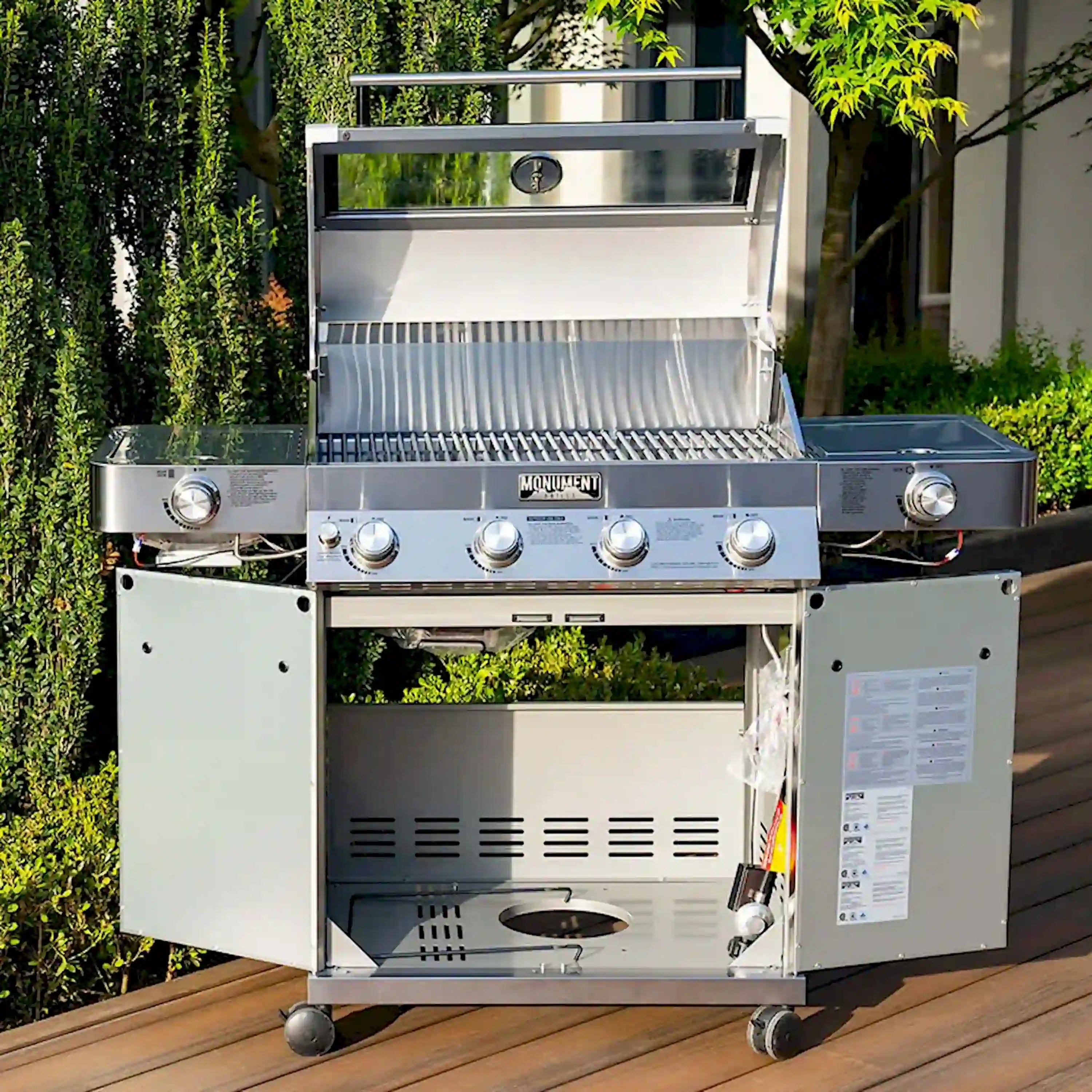 Monument Grills Classic 35633 Infrared Propane Gas Grill in Stainless Steel with 4 Burners