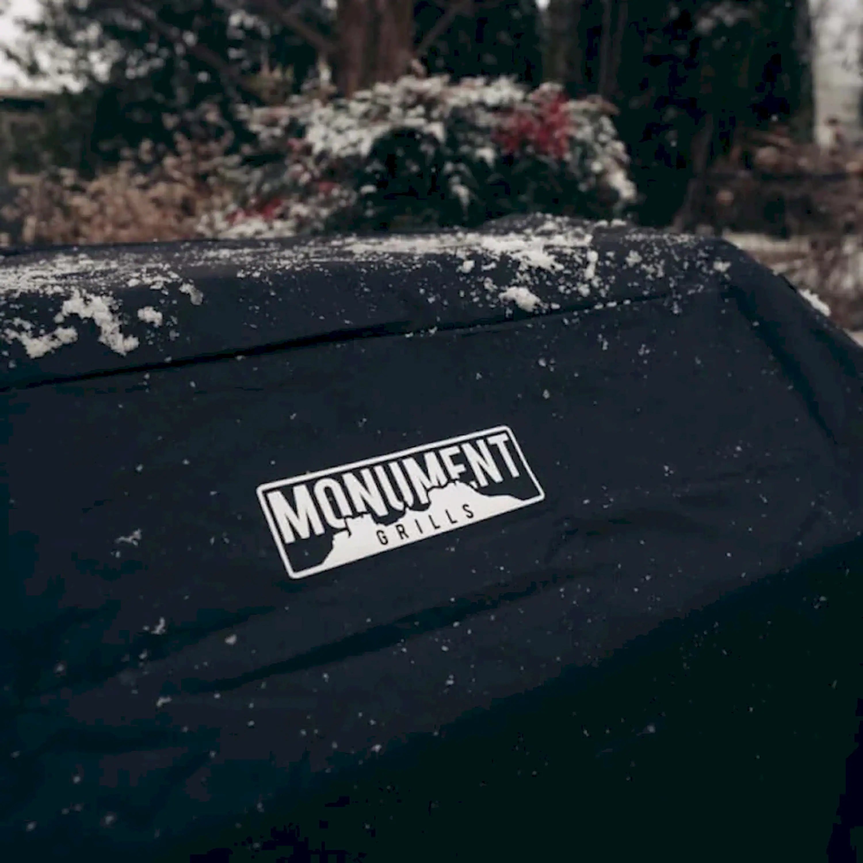 Monument Grills Denali 605 Smart Gas Grill in Stainless Steel with 6 Burners