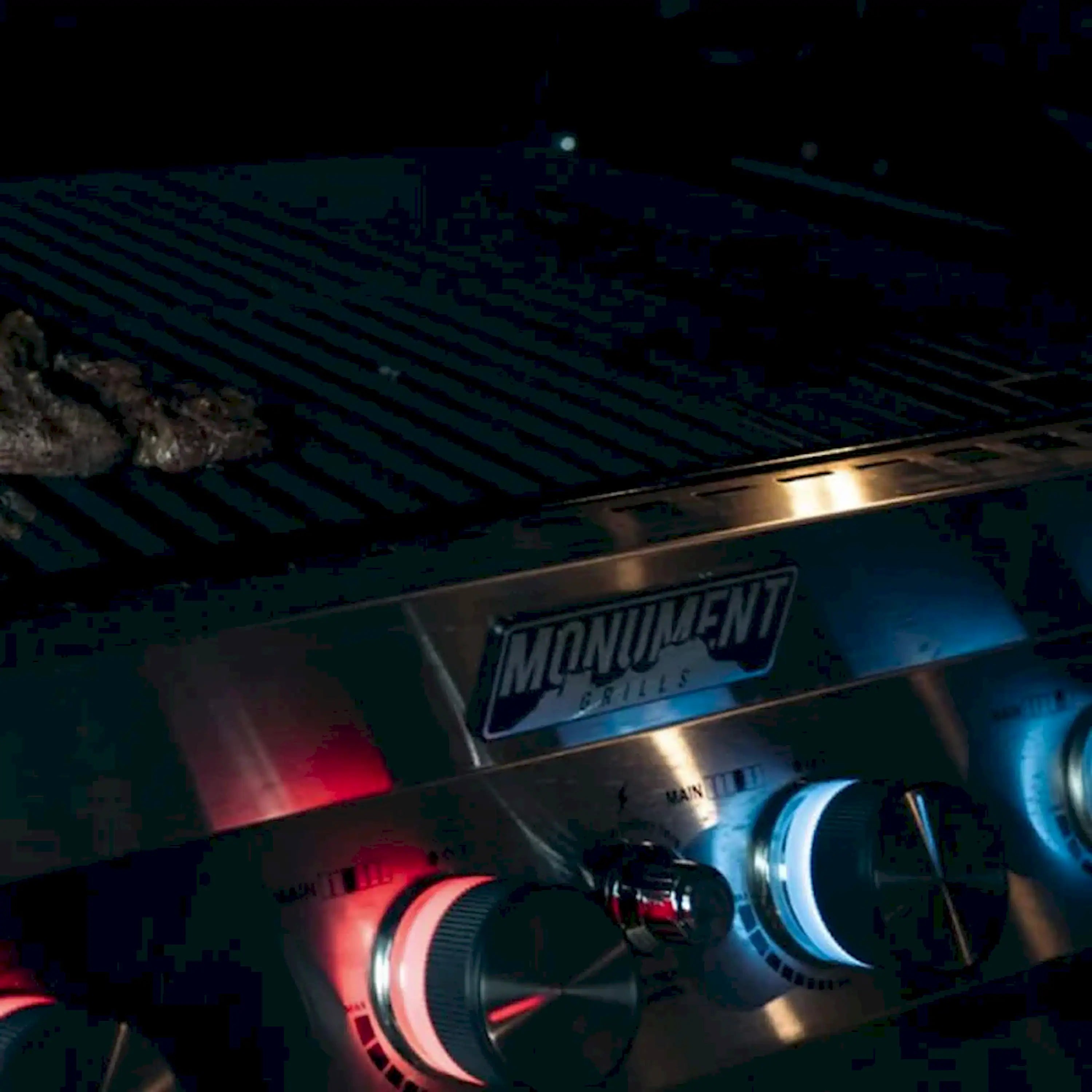 Monument Grills Denali 605 Smart Gas Grill in Stainless Steel with 6 Burners
