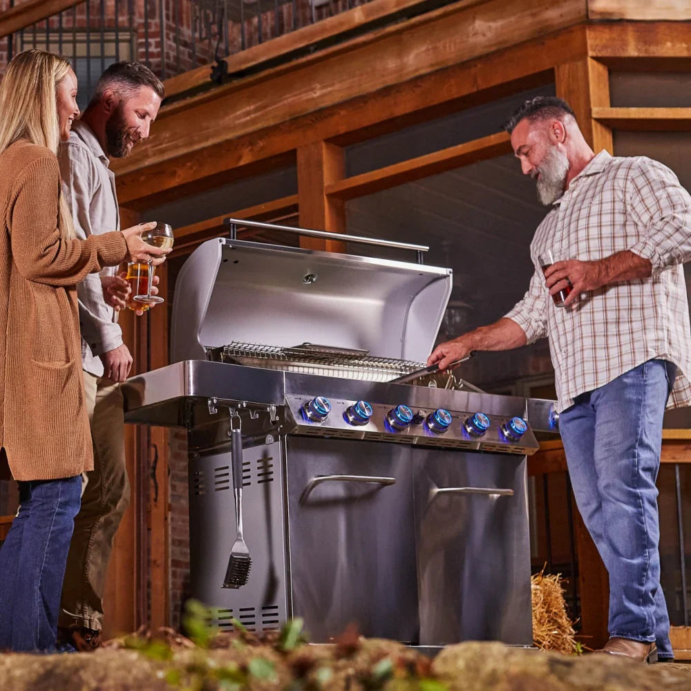 Monument Grills Classic 77352 Propane Gas Grilll in Stainless Steel with 6 Burners