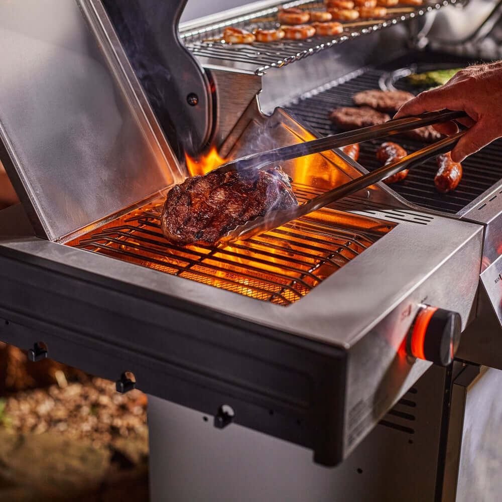 Monument Grills Denali 605Pro Smart Tech Propane Gas Grill in Stainless Steel with 6 Burners & Grill Cover