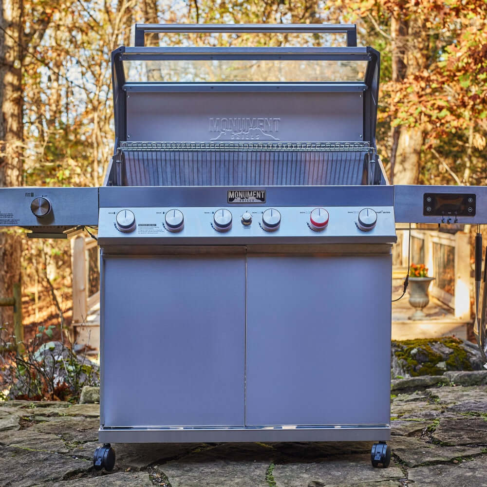Monument Grills Denali 605Pro Smart Tech Propane Gas Grill in Stainless Steel with 6 Burners & Grill Cover